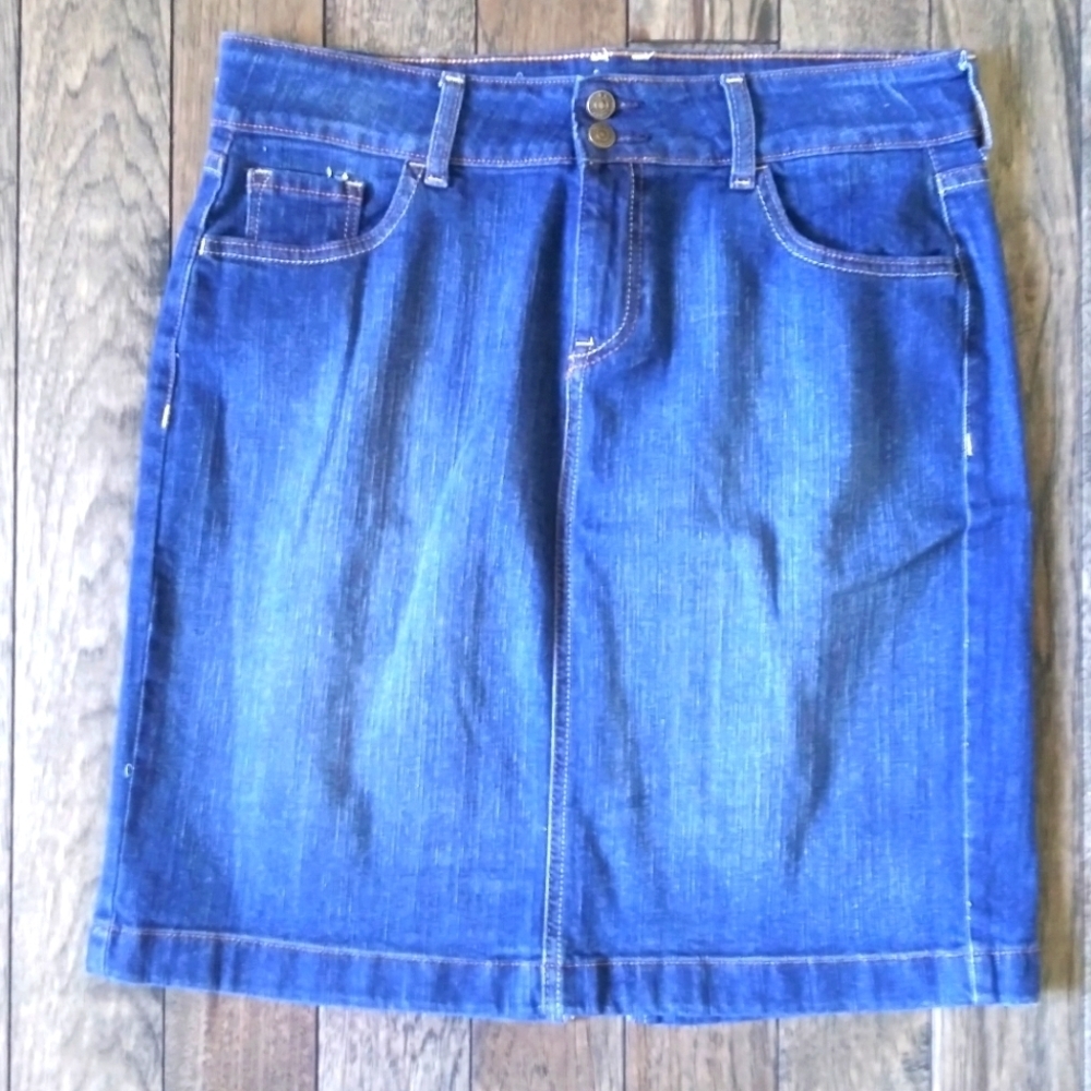 Old Navy Denim Skirt Women's Size 8
